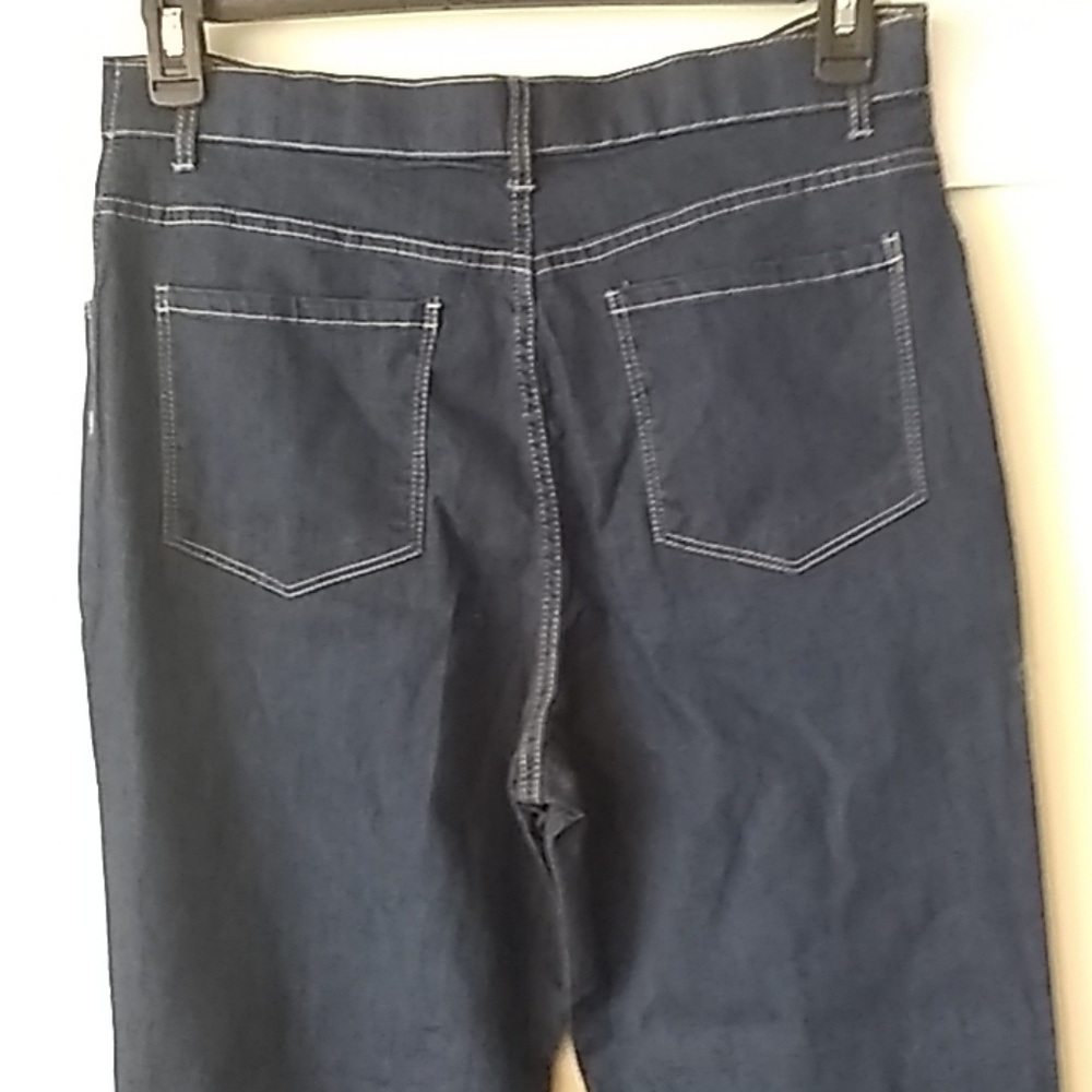 Host pick 👖 - Jeans size 12 - Picture 3 of 7